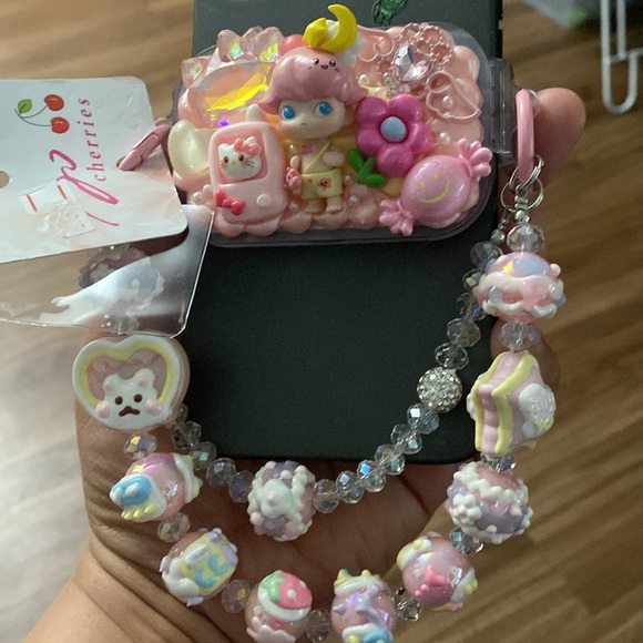 BNWT Bangkok Premium Bead Bag Charm/Cellphone Charm/Holder - Picture 4 of 7